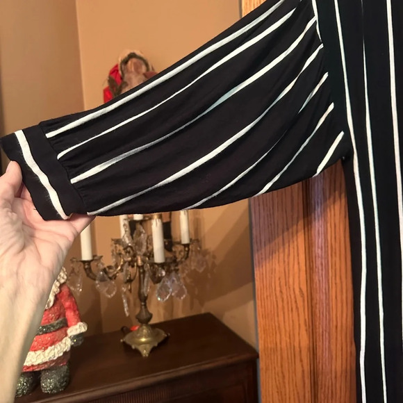 Gorgeous black and cream duster/cardigan - Picture 2 of 6